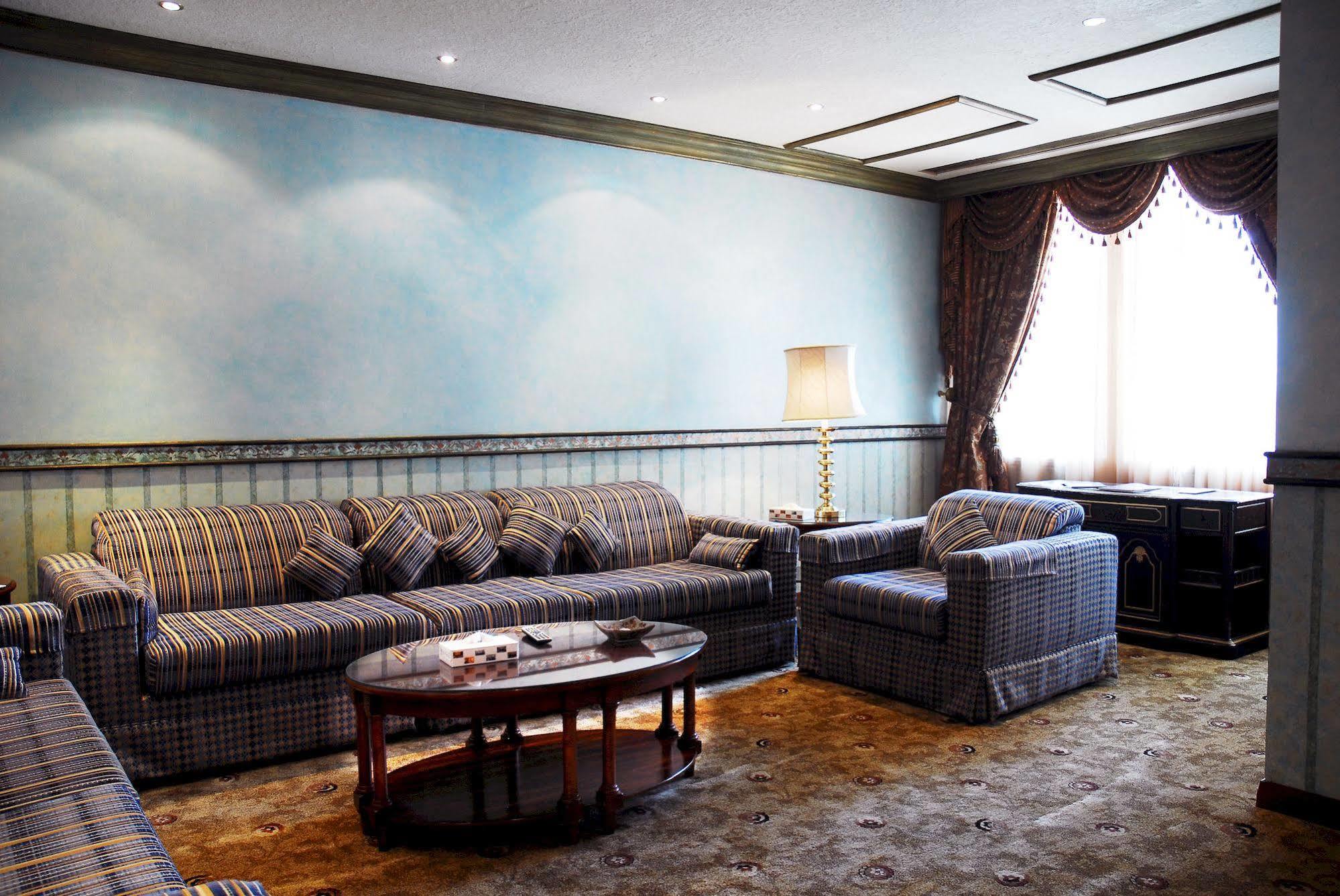 Dhahran International Hotel Exterior foto
